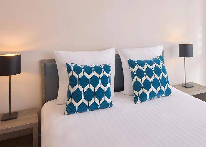 Quality Orly Aparthotel 3*